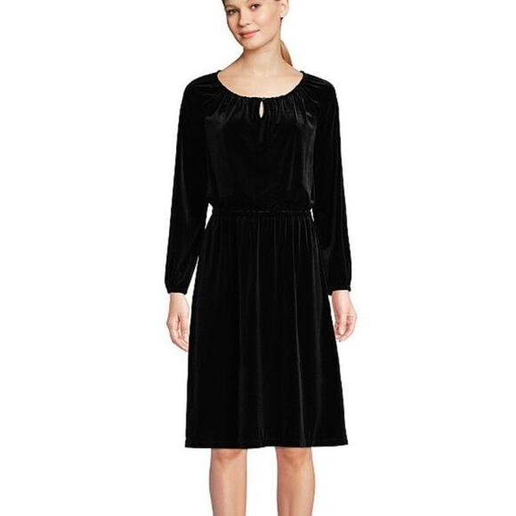 Lands' End Women's Black Velvet
Peasant Dress Size Small - Picture 1 of 7